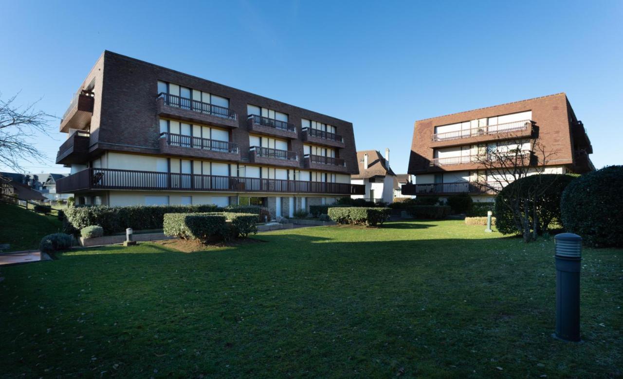 Apartment Bord De C.l.s Deauville Benerville-sur-Mer